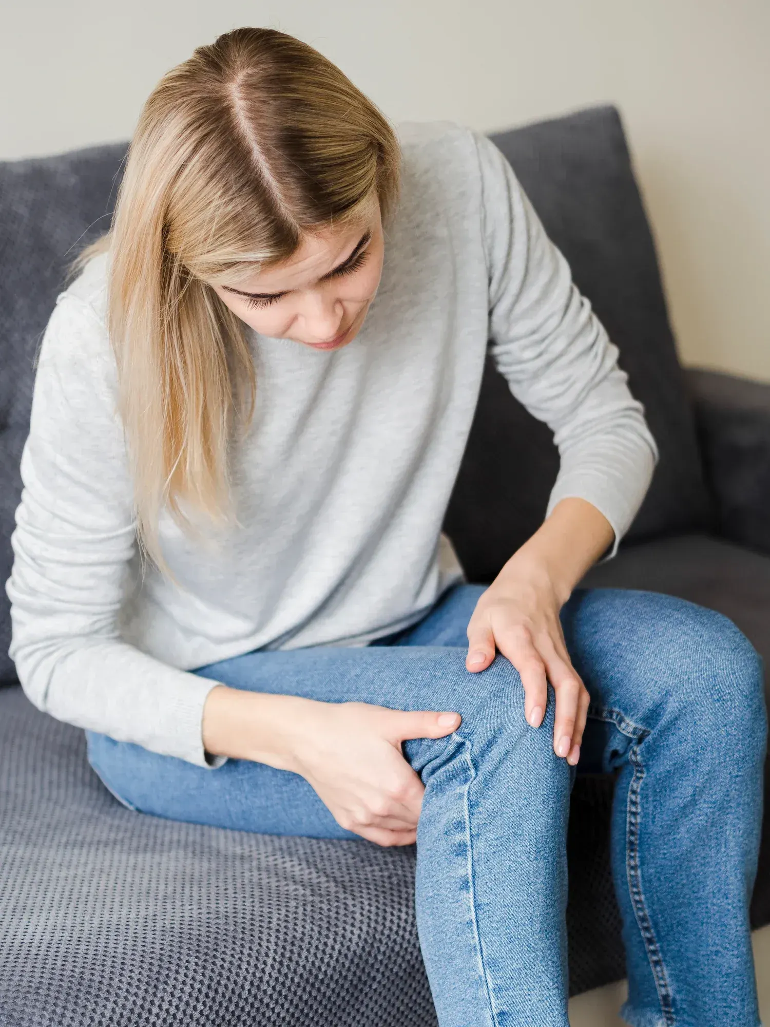 physician treating slow-healing wound Paradise Family Healthcare Venice FL